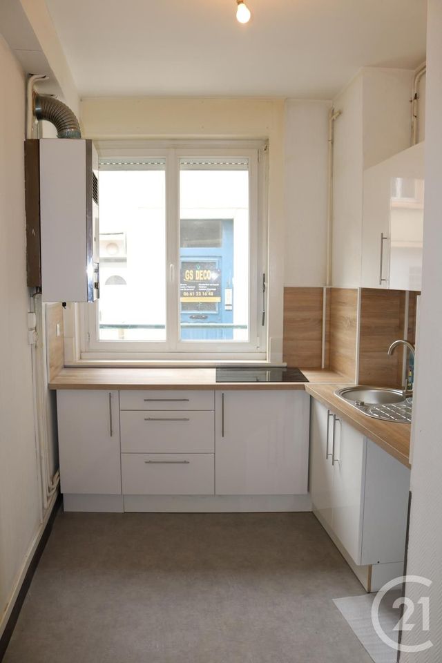 Appartement Studio à louer - 1 pièce - 35.0 m2 - BOULOGNE SUR MER - 62 - NORD-PAS-DE-CALAIS - Century 21 Transimmo